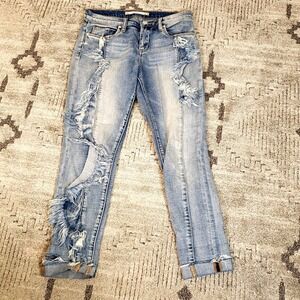 Chelsea & Violet Crop Distressed Jeans size 27